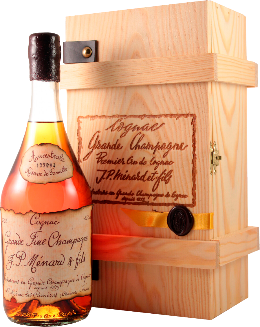 Коньяк Menard Ancestrale Reserve de Famille Grande Champagne Premier Cru de Cognac (gift box)  Менар Ансестраль Резерв де Фамий Гранд Шампань Премьер Крю де Коньяк в подарочной упаковке 0.7 л